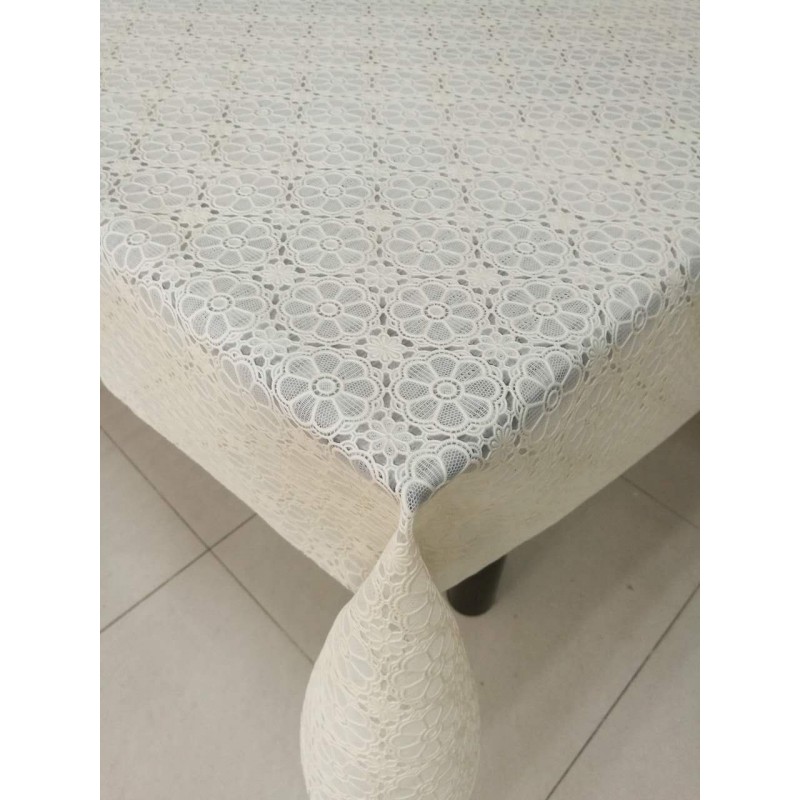 Mušema čipkana 1,37x20 m